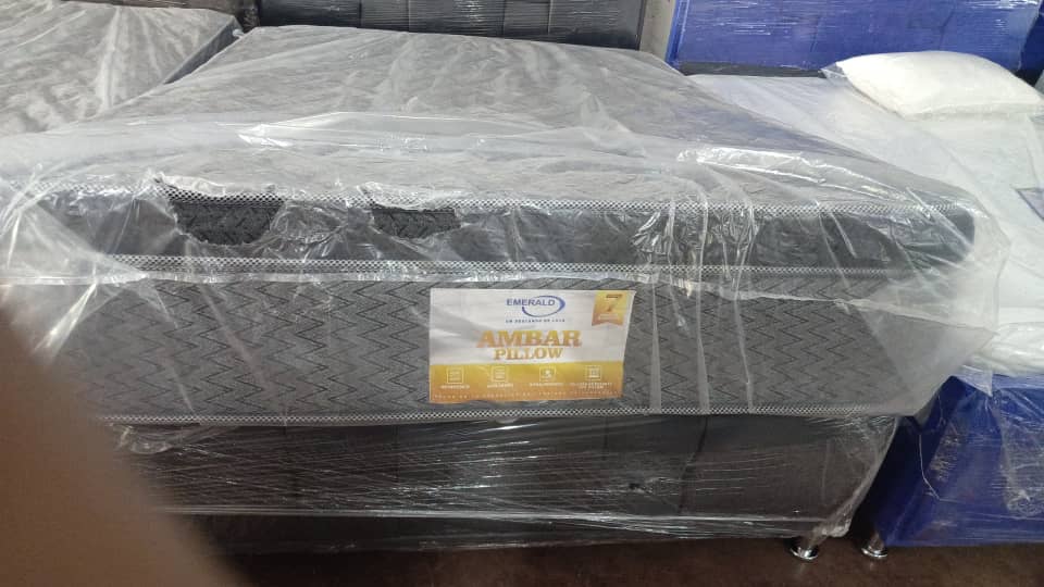 colchon 140*190   pillow ortopedicoc/resorte de 7 anos   ambar