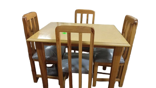 comedor 4 silla  de madera croda carmela